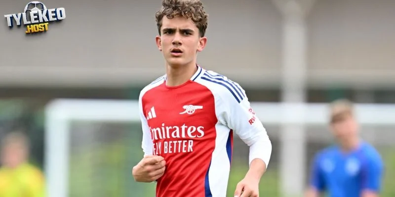 Max Dowman giống Messi, Arsenal lo thiếu trụ cột đấu Leverkusen